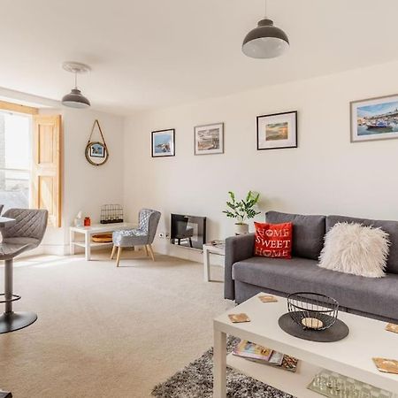 Modern Flat With Island Views In Heart Of Tenby Εξωτερικό φωτογραφία