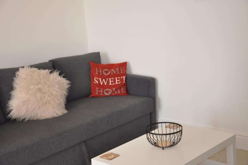 Modern Flat With Island Views In Heart Of Tenby Εξωτερικό φωτογραφία